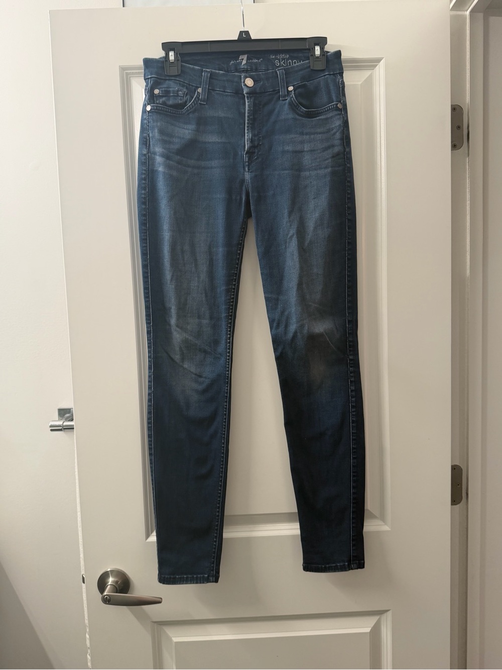 7 For All Mankind Skinny Jeans in Dark Blue Wash